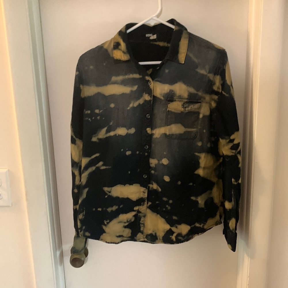 BDG - Black/Tan Tie Dye Button Down